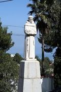 Monument to Fray Pedro Esteve in the skirts of the Montgó( Denia, viper )